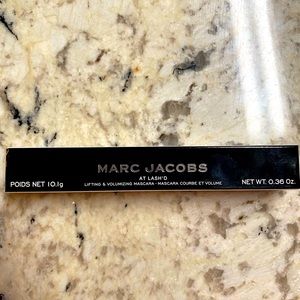 MARC JACOBS AT LASH’D MASCARA